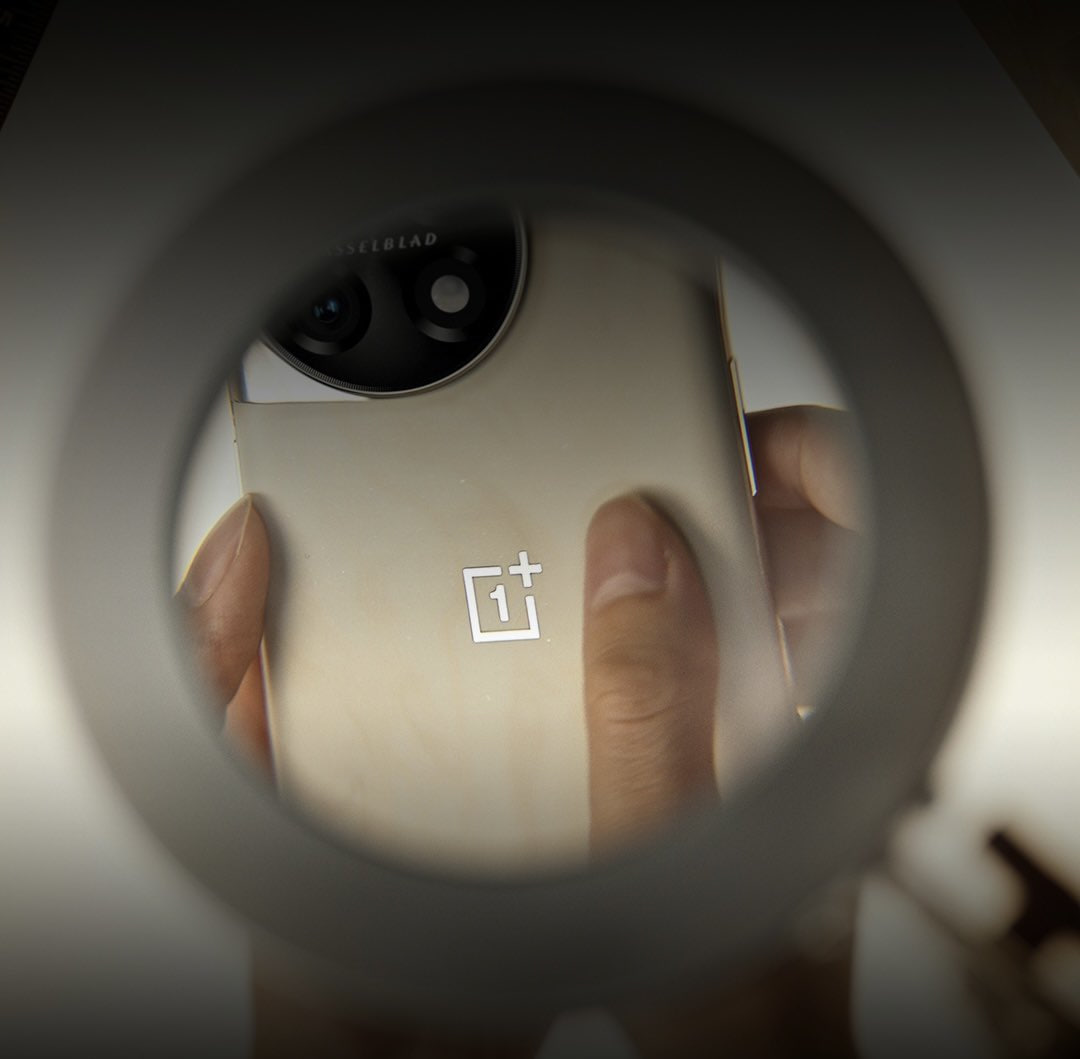 OnePlus 11 Jupiter Edition live images
